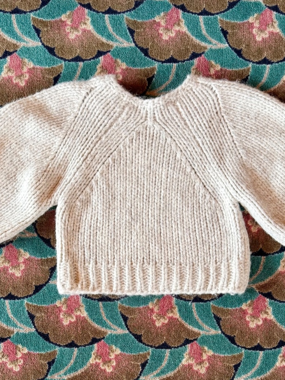 OOAK Hand-Knit Cropped Pullover - Picture 6 of 6